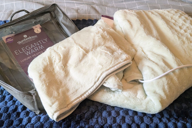 <p>Electric blankets can be significantly cheaper than turning on the heating</p>